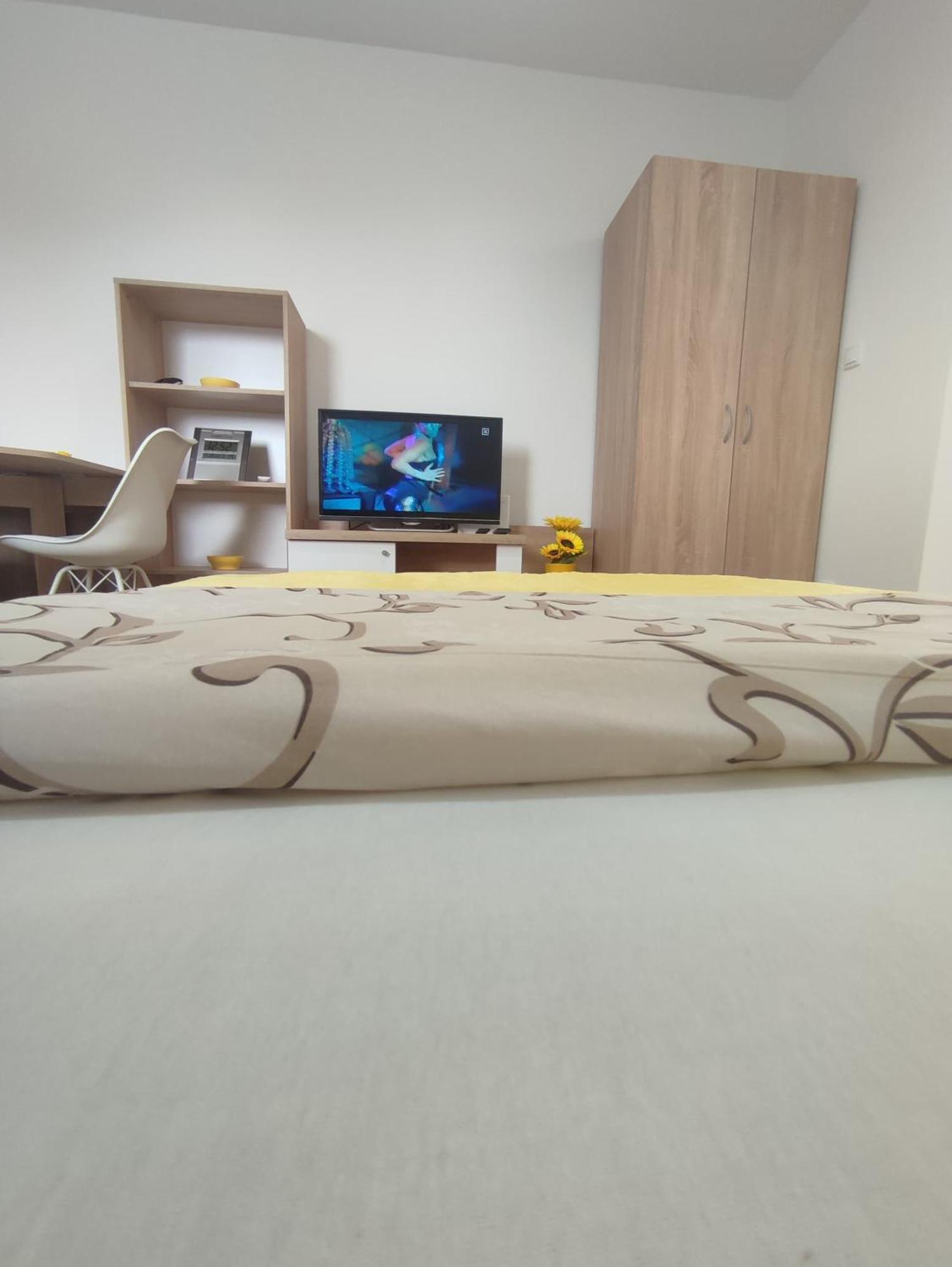Hn Lux & Spa Veliko Gradiste Ngoại thất bức ảnh
